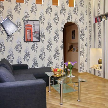Apartment on Pushkinskaya 16 Odessa Luaran gambar